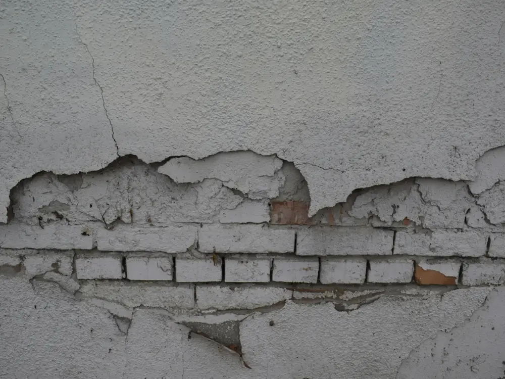 wall-crack-before wall-crack-before