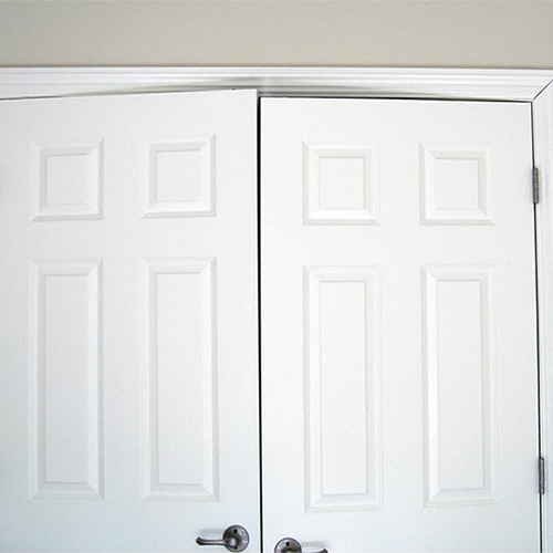 Sticking-doors-and-windows