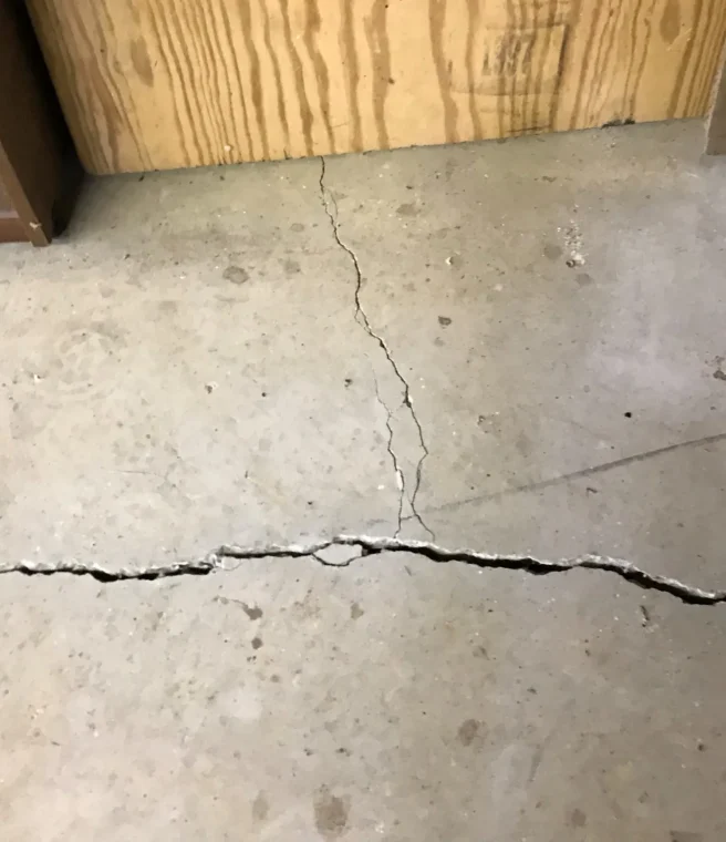 Cracked-floors-interior-garage-multiple-cracks-scaled